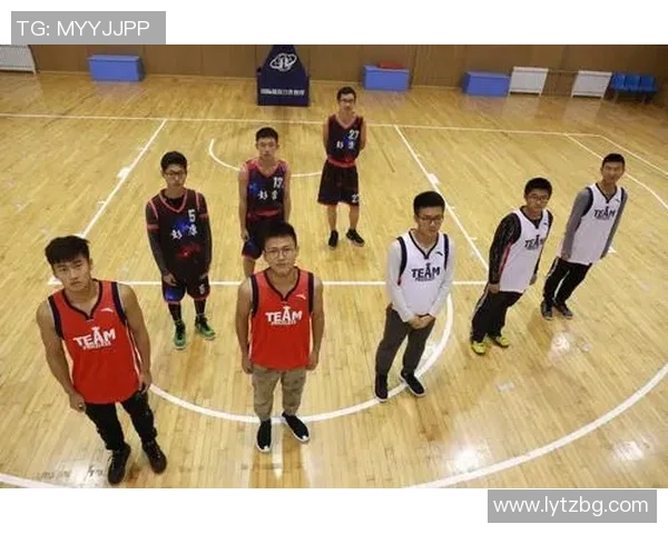 赛后分析：杭州篮球队与成都篮球队的战术对决与技术细节探讨