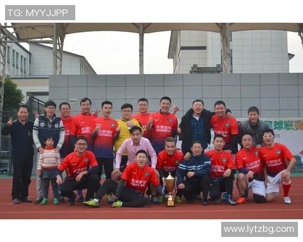 赛后分析：杭州足球队与南京足球队实力对比及比赛亮点回顾