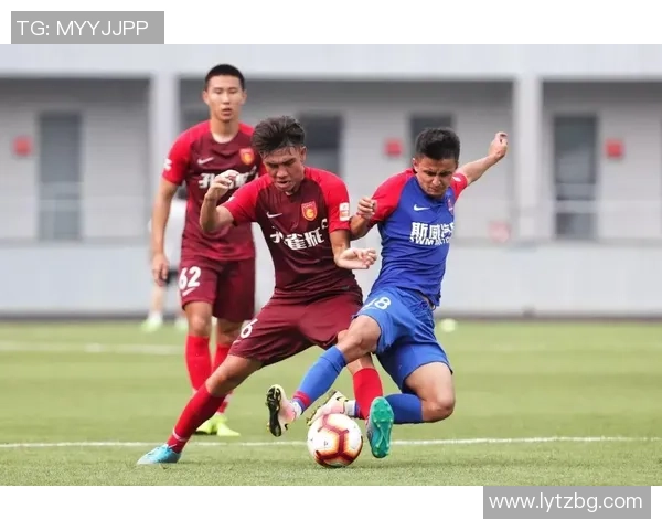 重庆篮球队以90分领跑欧锦赛积分榜展现强大实力与团队合作精神