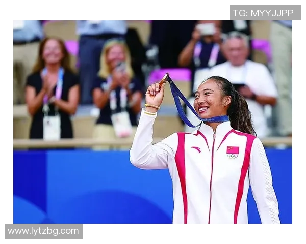 重庆网球队在全国网球力量排行榜中荣获第三名的辉煌成就