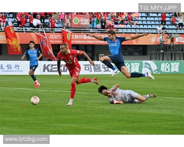 重庆羽毛球队边路渗透战术分析及其在比赛中的成败得失总结