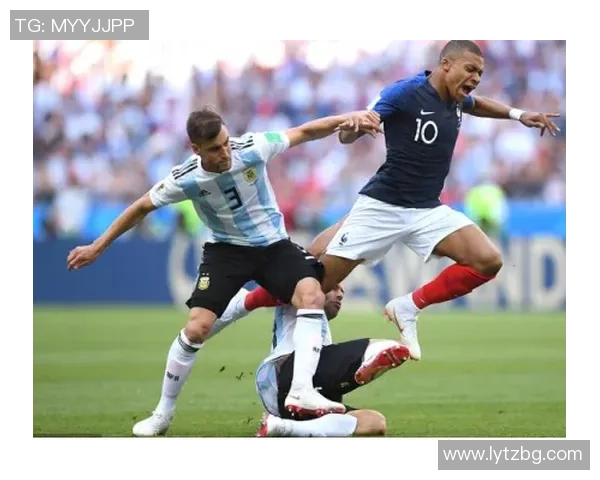 重庆足球队在世界杯中的速度表现分析与战术探讨