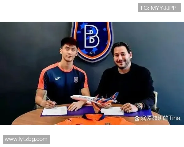 重庆足球队在全国耐力排行榜中荣登第六名展现强大体能实力