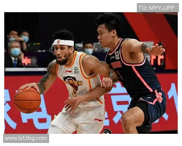 深圳篮球队技术解析:从战术布局到球员个人技能的全面剖析 深圳篮球队技术解析:从战术布局到球员个人技能的全面剖析