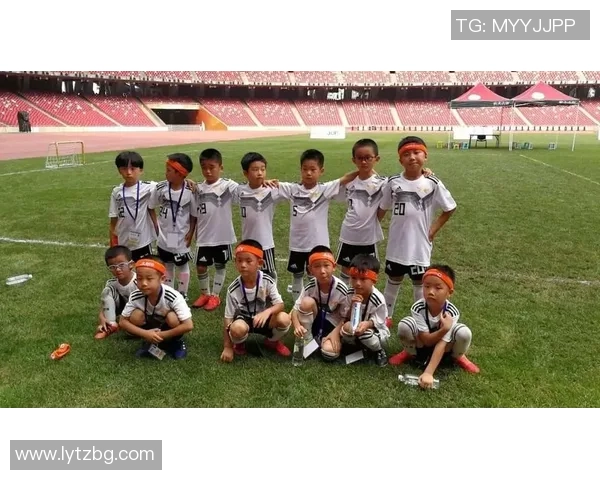 北京足球队在全国足球耐力排行榜中荣获第七名展现出强大实力与潜力 北京足球队在全国足球耐力排行榜中荣获第七名展现出强大实力与潜力